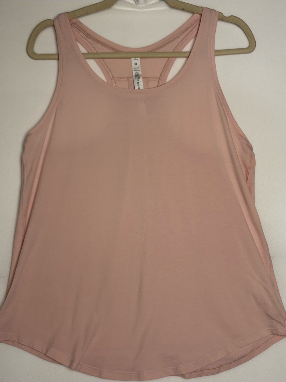 Lululemon Women's Soft Scoop Neck Racerback Tank in Dusty Pink Size 8